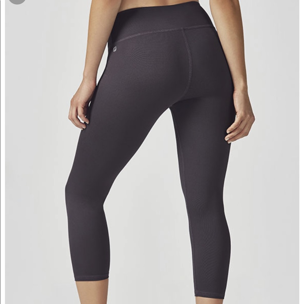 Fabletics work out gray cropped leggings